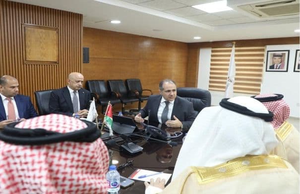 مناقشة تعزيز الشراكات بين الأردن والسعودية