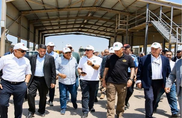 الحكومة توازن بين الأمن وسرعة العمل في معبر المكرمة