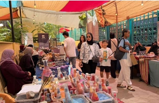 سيدات المثلث الذهبي يعرضن منتجاتهن في سوق جارا