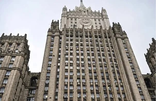 Moscow protests Ukraine arms to UK charge