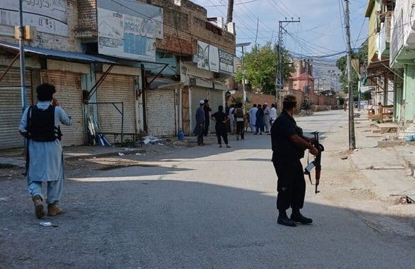 Pakistan reports casualties in suicide attack