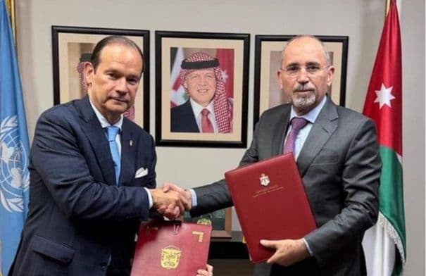 Foreign Ministers discuss regional updates