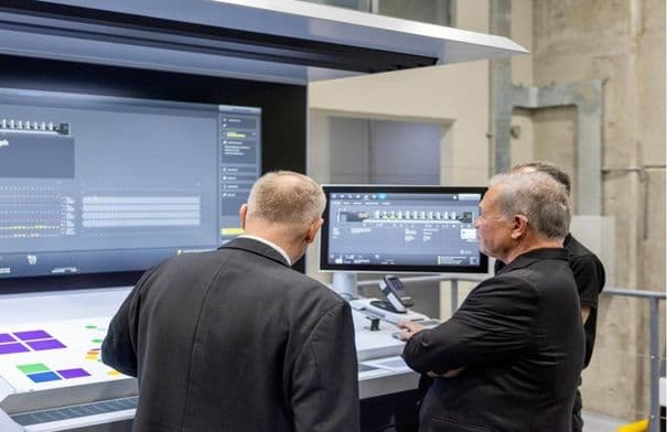 King visits national printing centennial