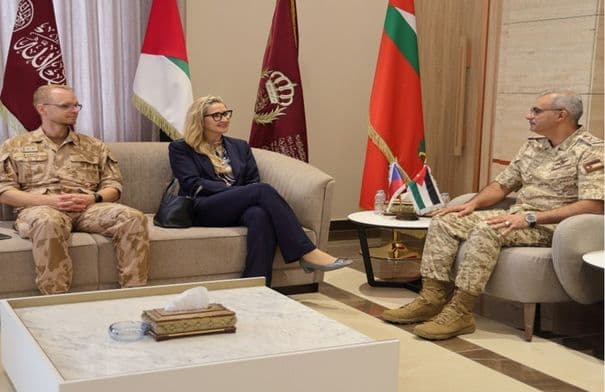 Joint Chiefs Chief meets Czech envoy