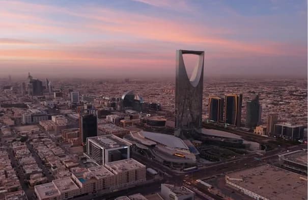 Riyadh schools adopt remote learning for a week
