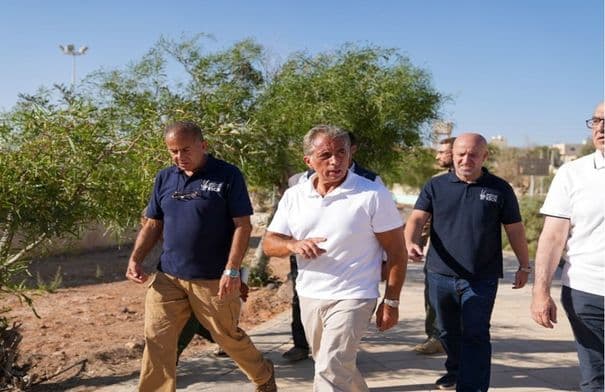 رئيس الوزراء يتفقد مواقع سياحية وبيئية