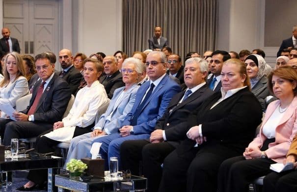 الأردن يطلق مبادرة لتطوير الموارد البشرية الصحية