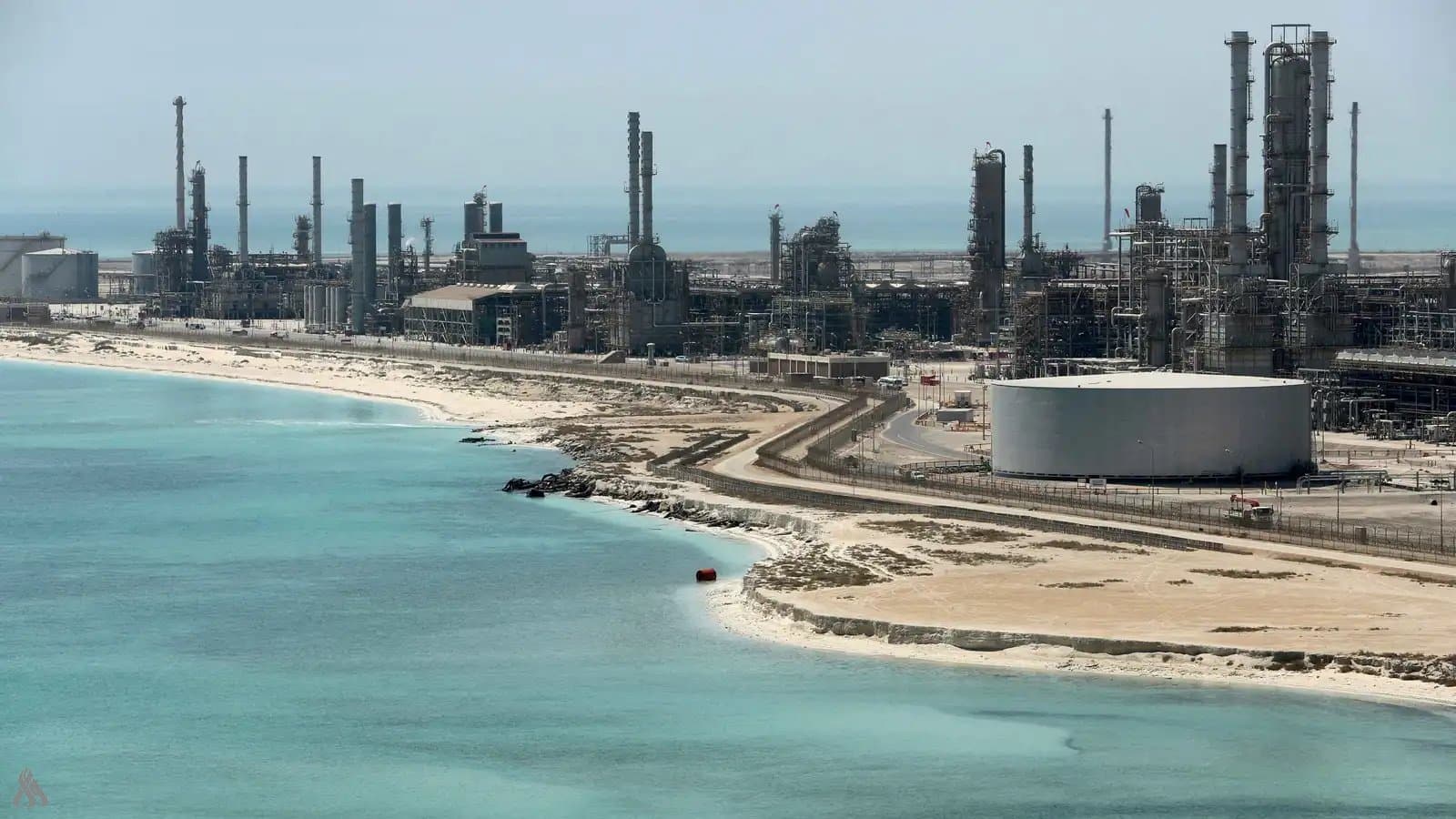 Oil prices rise over 3% amid escalating U.S.-Iran tensions, Iraqi News Agency