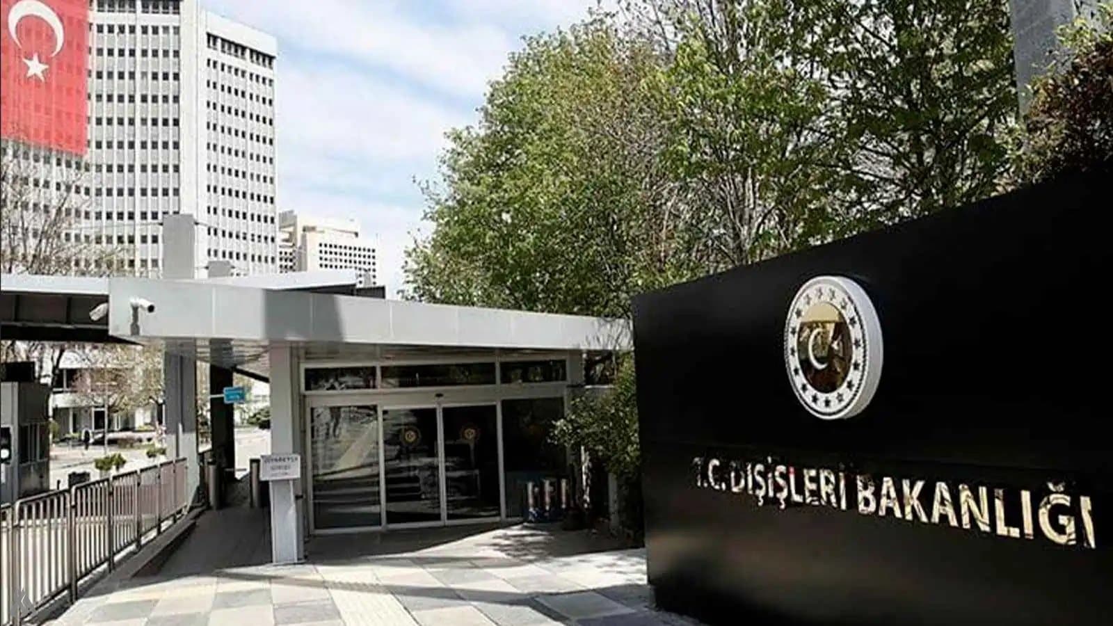 Ankara calls Ukrainian envoy after Black Sea ship attacks