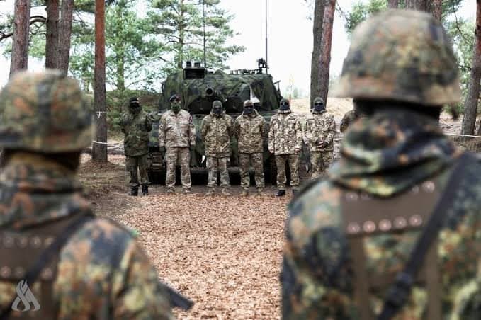 France boosts military spending by 36 billion euros