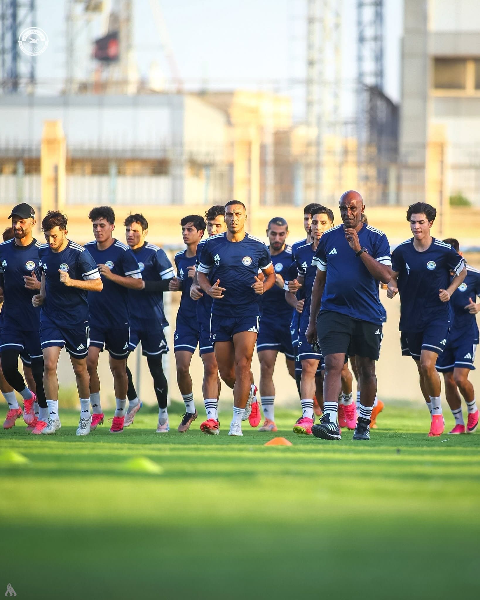 الزوراء يهدف للفوز على كربلاء بعد تعادل الميناء