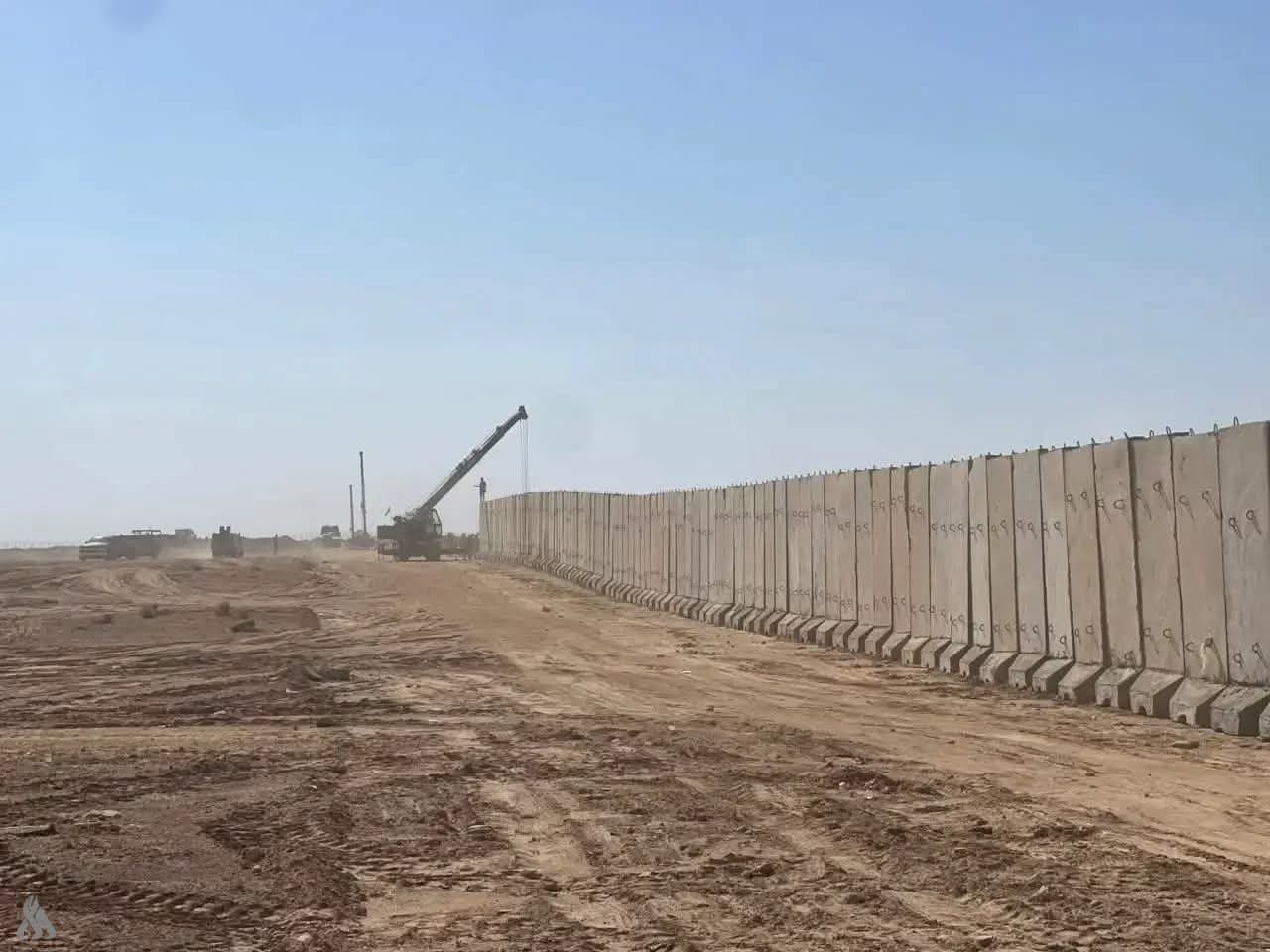 Interior Ministry: Iraq-Syria wall finished