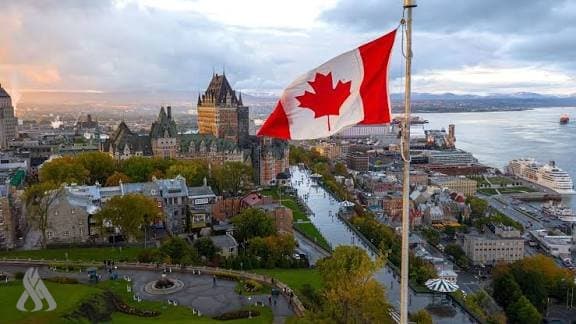 Canada's trade surplus falls on energy drop