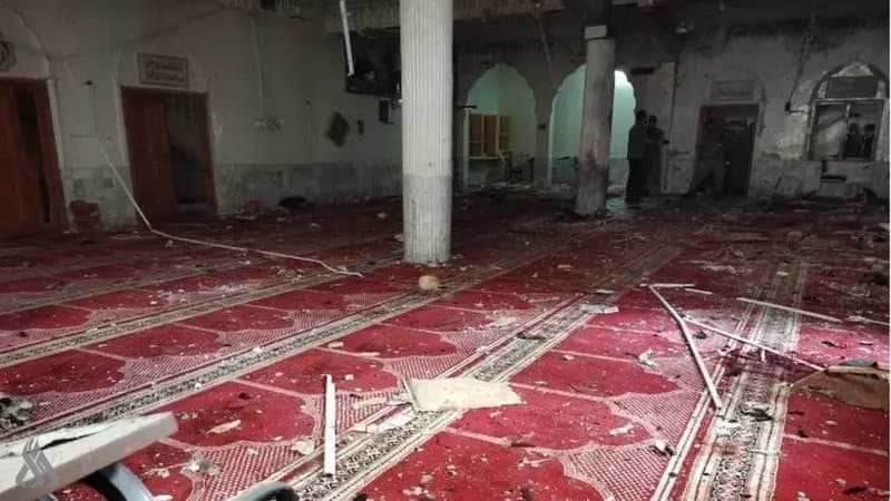Pakistan mosque explosion kills 17
