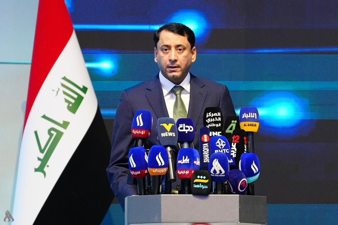 Al-Ghazi Discusses Economic Ties in Germany