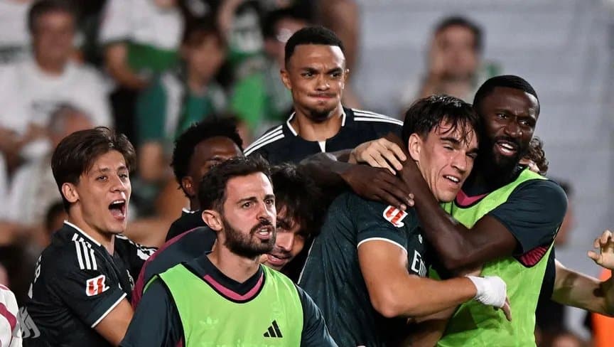 مورينيو يهاجم لاعبي ريال مدريد بعد الفوز
