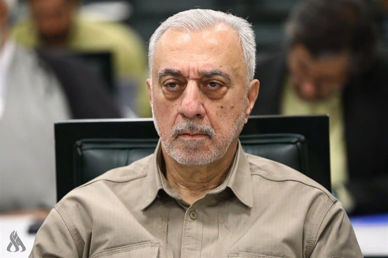 البرلمان الإيراني يصوت لمنح الثقة لمهرداد أخلاقي وزيرا للدفاع