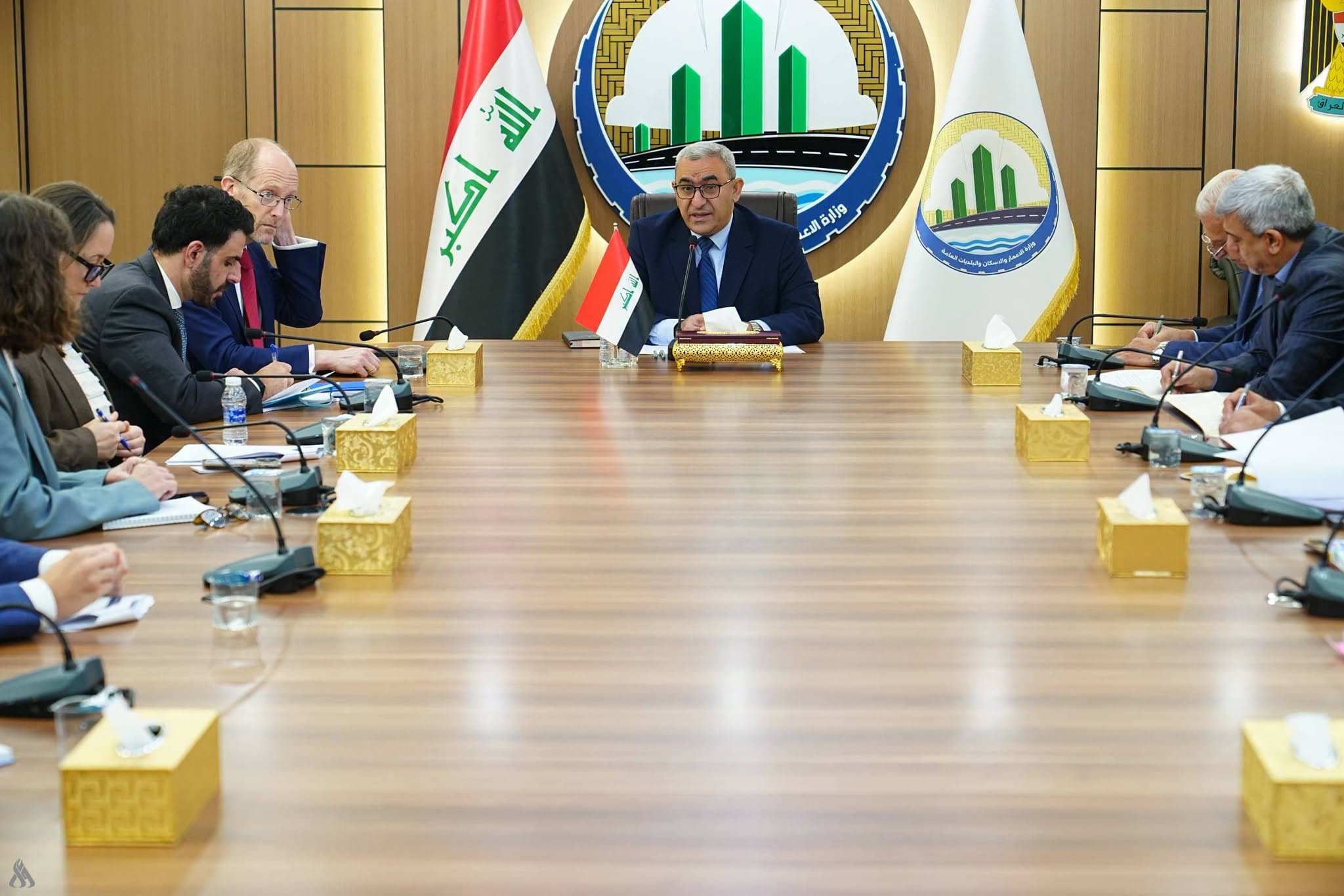 الإعمار والبنك الأوروبي يناقشان تمويل المشاريع