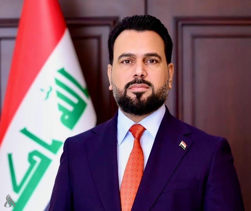 الغانمي يهنئ رئيس الوزراء بتشكيل الحكومة