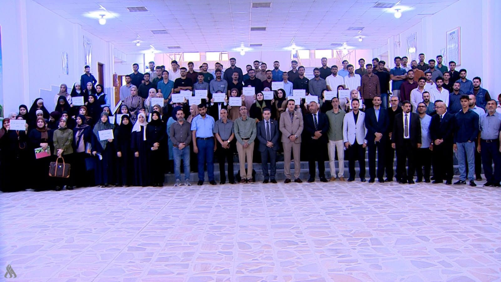 Najaf and Dhi Qar students protest hijab ban