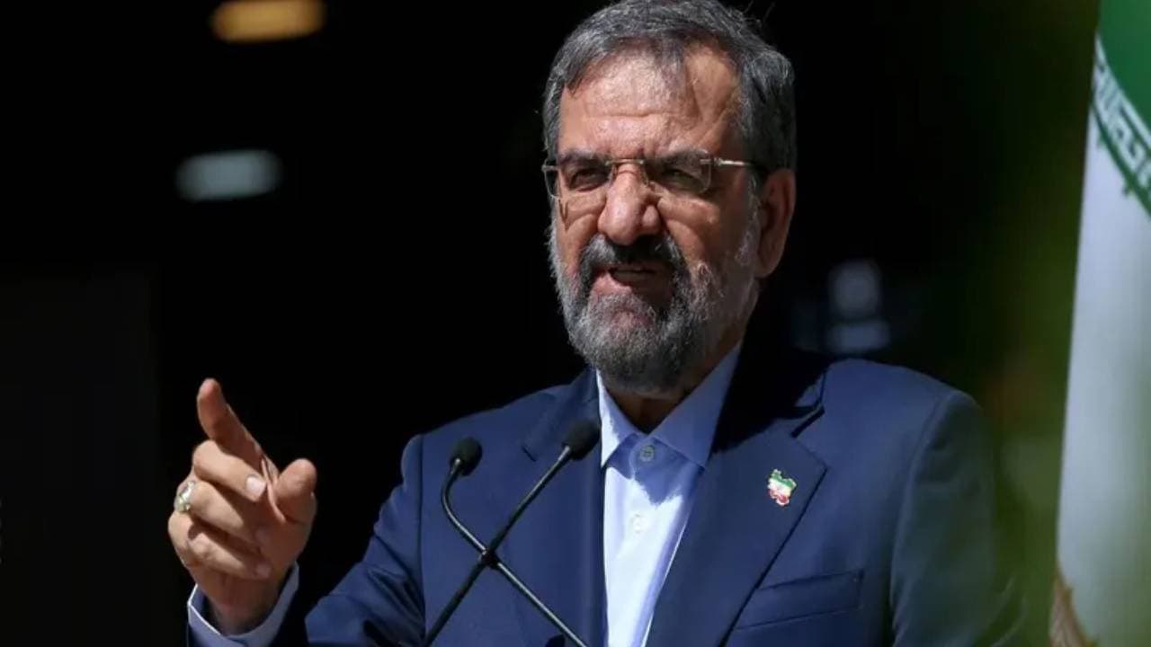 مستشار خامنئي يؤكد غموض مذكرة واشنطن