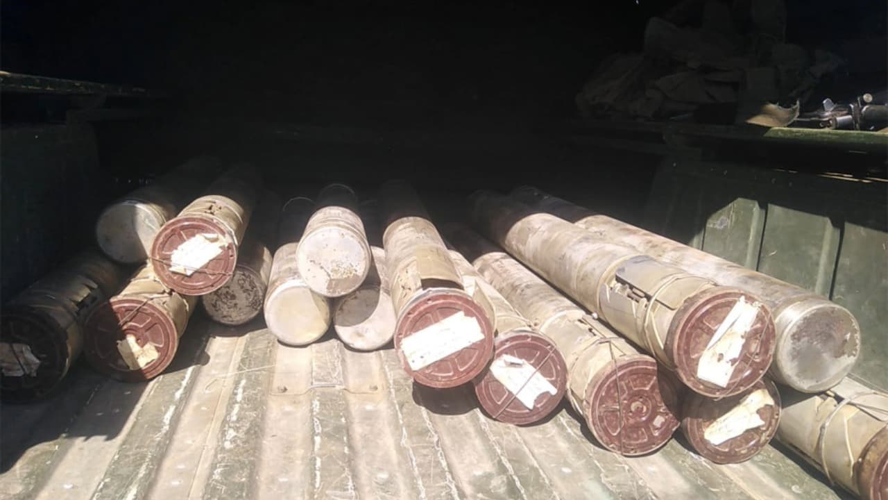 Army targets Syria rocket smuggling network