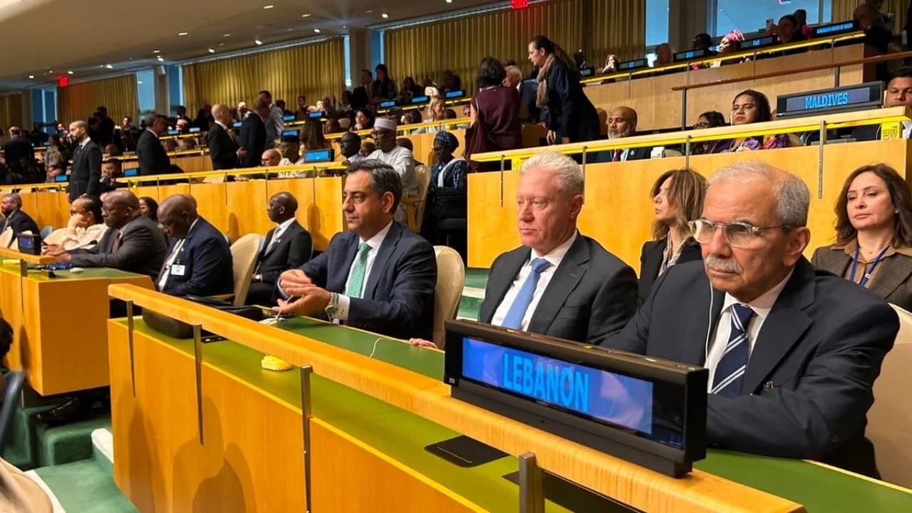 Lebanon submits files to the UN