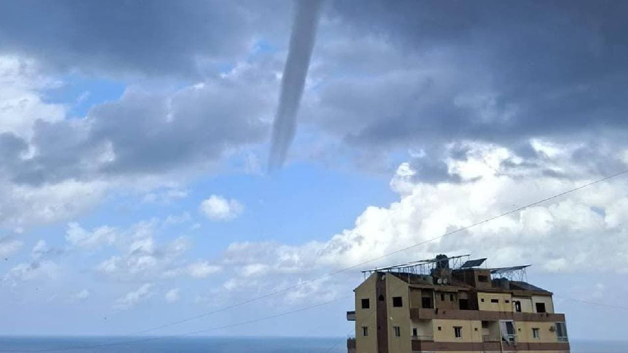 Marine storm causes floods in Souhaliyah