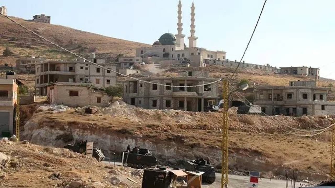 اشتباكات على حدود عرسال بين الجيش وتهريب سوريين