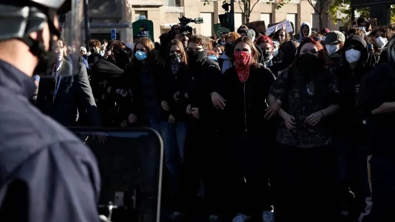 Protests Over Public Education in France and Lebanon