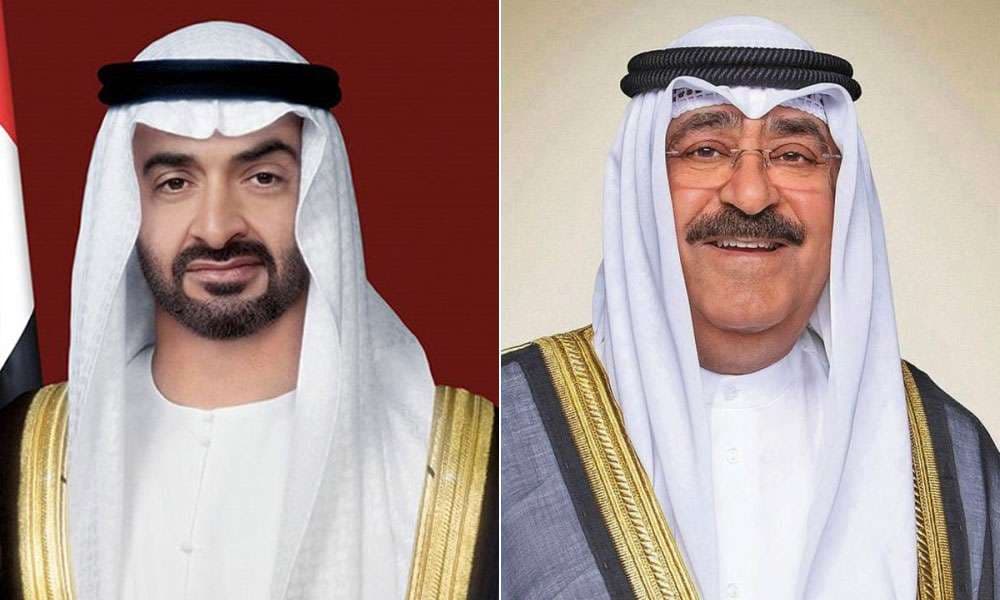 سمو أمير البلاد وسمو ولي العهد يستقبلان رئيس دولة الإمارات لدى وصوله الكويت في زيارة أخوية