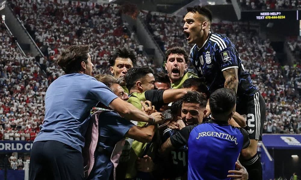 2026 World Cup: Argentina beats the UK 2-1 and advances to face Spain in the final