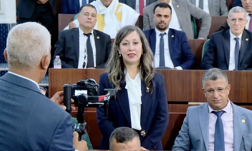 خليدة بوفدش أول امرأة برئاسة مجلس النواب الجزائري