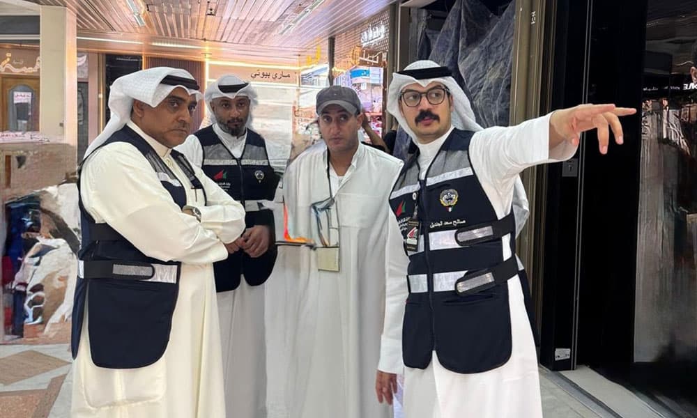 التجارة تضبط 11 ألف قطعة مقلدة وتغلق 8 محال مخالفة في حملة رقابية بشرق البلاد