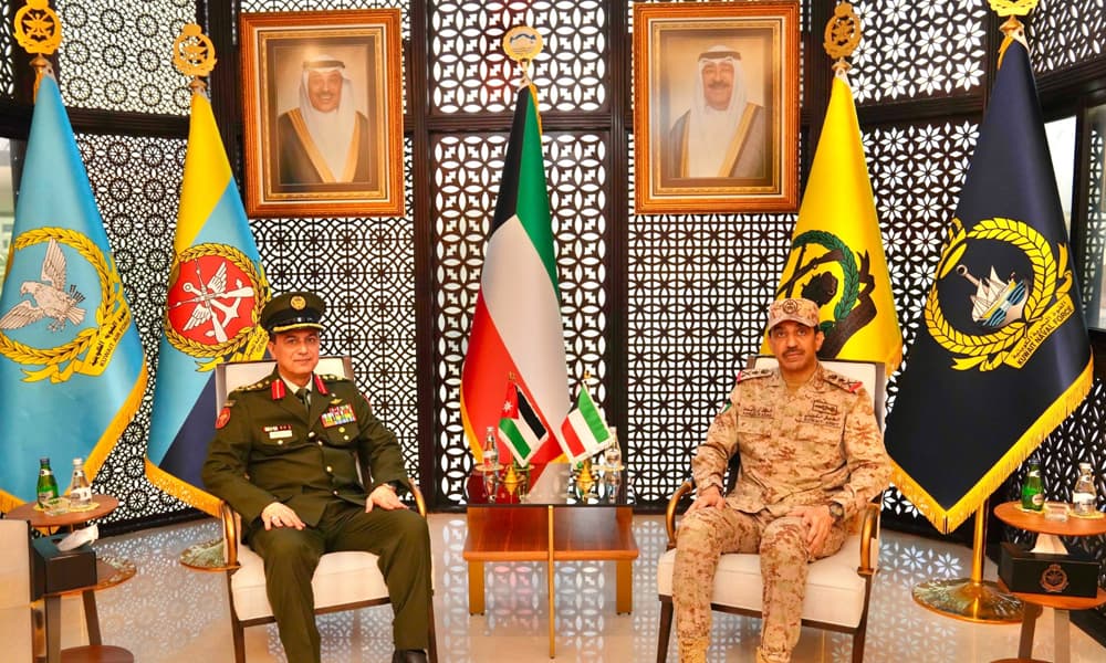 Army Chief Talks Joint Military Cooperation