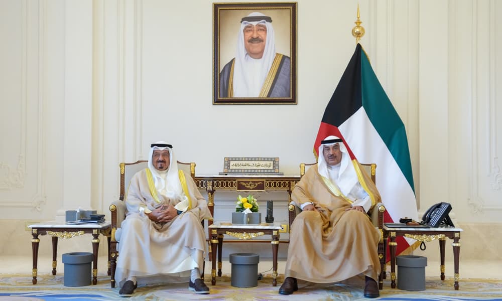 Crown Prince Meets Prime Minister and Ministers