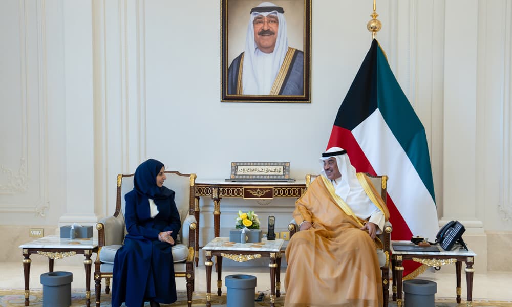 سمو الأمير يتلقى رسالة من رئيس اليمن