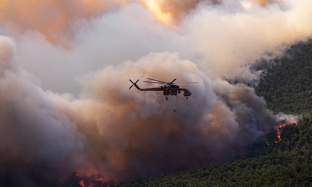 Aerial firefighting resumes in Greece due to wind reduction