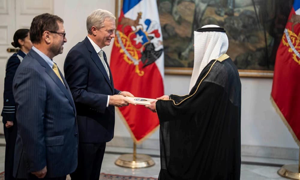 Kuwait envoy submits credentials to Chile