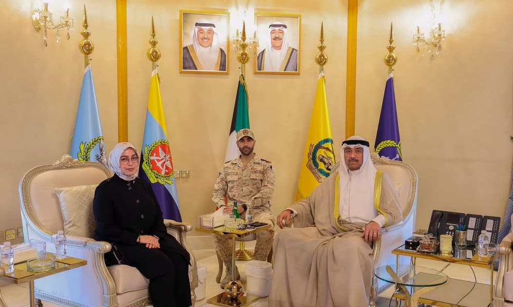 Defense Minister Meets Turkish and Indian Ambassadors