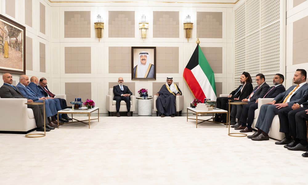 ولي العهد يلتقي رؤساء المكاتب الفنية