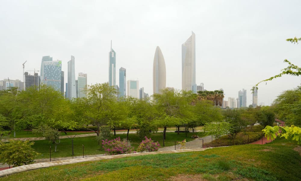 الأرصاد تتوقع انخفاض درجات الحرارة وأمطار خفيفة