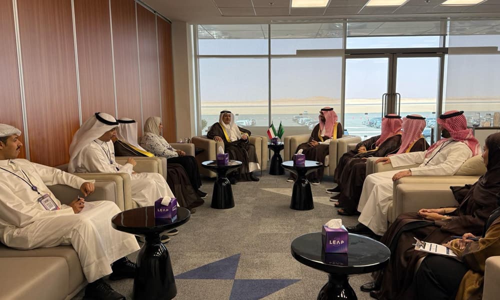 وزير الاتصالات يتباحث مع محافظ هيئة الحكومة الرقمية السعودي