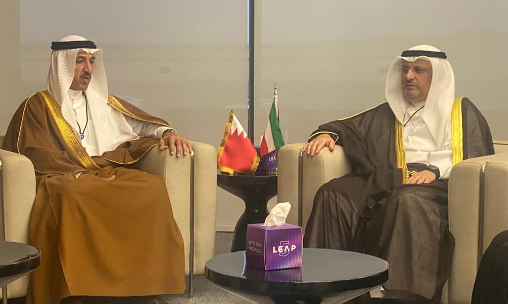 وزيرا الاتصالات يبحثان التعاون الثنائي