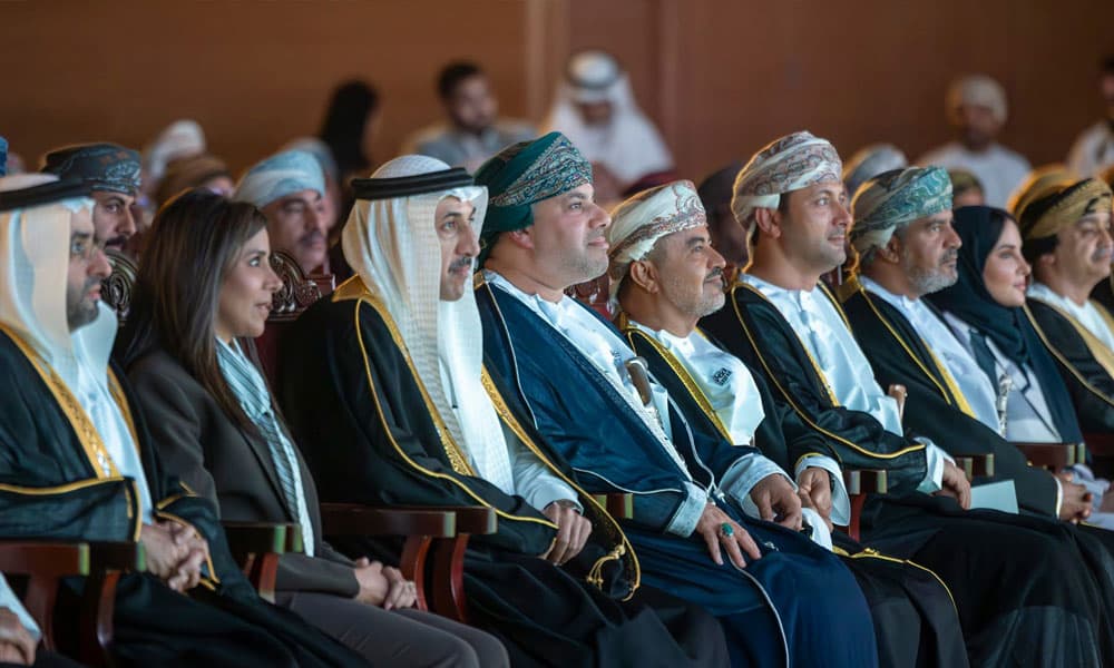 وزيرة الأشغال تؤكد على دعم ملتقى النقل المستدام بعُمان