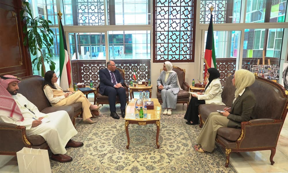 Social Minister Meets Egyptian Ambassador on Cooperation