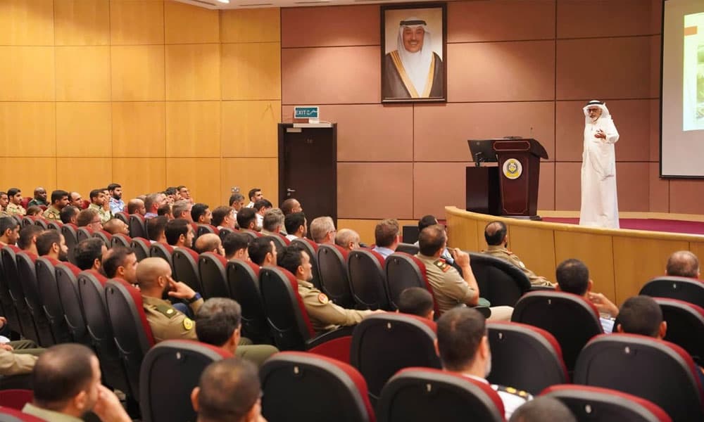 مبارك العبدالله للقيادة تستضيف خبراء لتعزيز الوعي الاستراتيجي