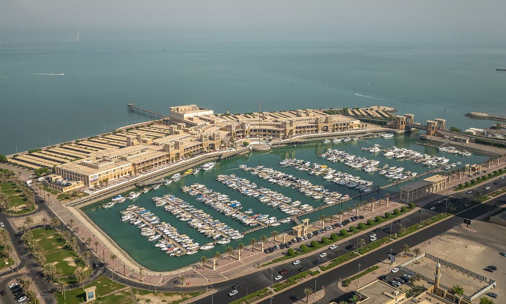Kuwait: Stable hot weather weekend