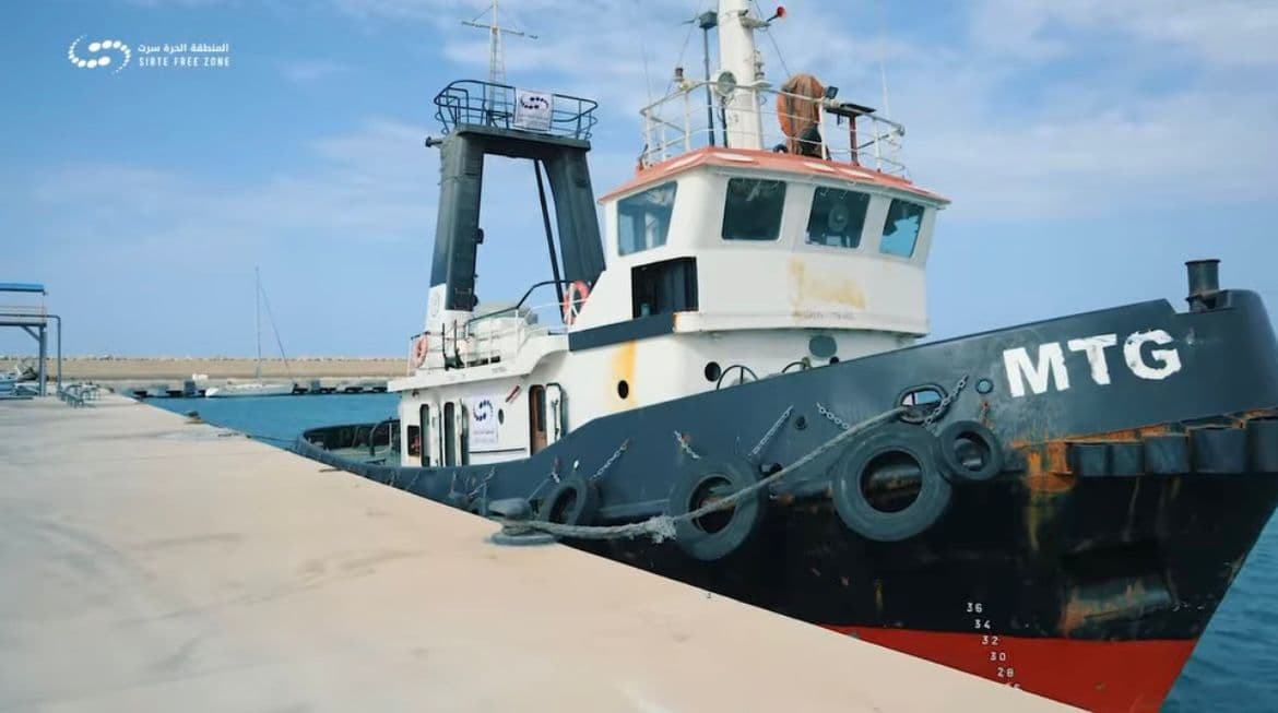 Free Zone Continues Construction of Dry Bulk Grain Quay and Oil and Gas Quay