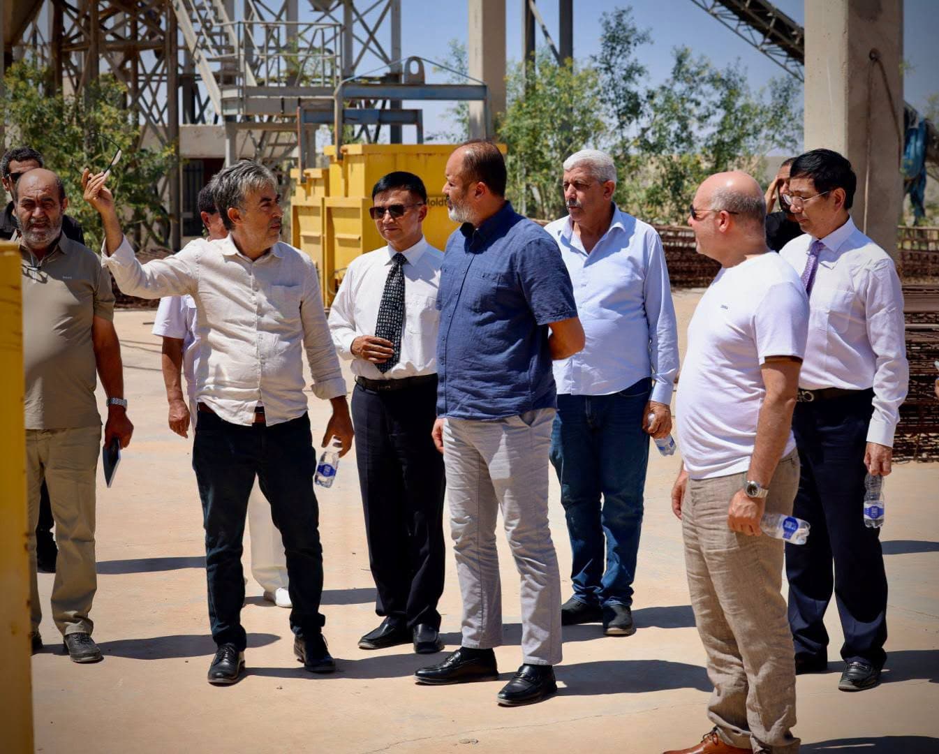 الإسكان تتفاوض مع شركة صينية لإعادة تشغيل مصنع المباني